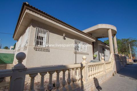 Casa de pueblo en Redovan, Alicante, Redovan - € 240.000 | Ref: RED PLs - photo 2
