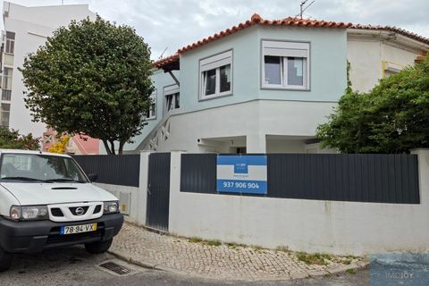 Villa i Cacem, Lisbon, Cacem - € 565.000 | Ref: MORMB051 - foto 1