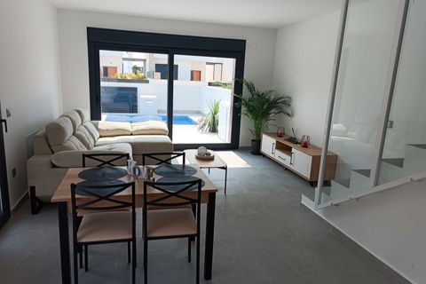 Villa a Daya Nueva, Alicante, Daya Nueva - € 317.000 | Ref: 666-LG - foto 6
