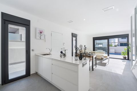 Villa a Daya Nueva, Alicante, Daya Nueva - € 317.000 | Ref: 666-LG - foto 12