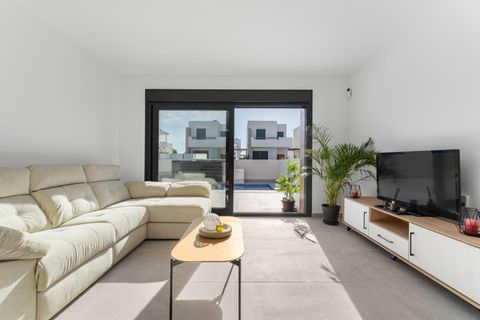 Villa a Daya Nueva, Alicante, Daya Nueva - € 317.000 | Ref: 666-LG - foto 15