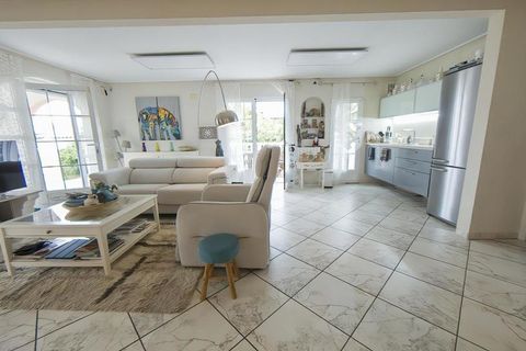 Villa i Torrevieja, Alicante, Torrevieja - € 675.000 | Ref: 741559 - foto 19