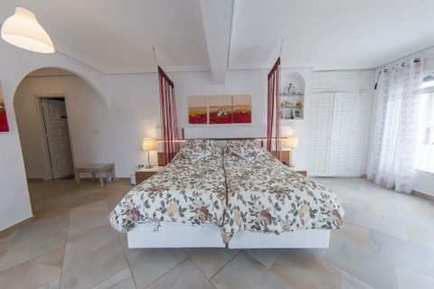 Villa i Torrevieja, Alicante, Torrevieja - € 675.000 | Ref: 741559 - foto 42
