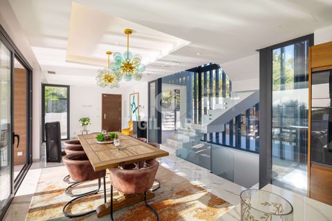 Villa i Estepona, Malaga, Estepona - € 1.440.000 | Ref: 220842 - foto 9