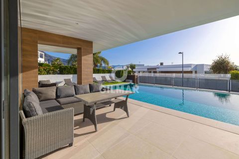 Villa i Estepona, Malaga, Estepona - € 1.440.000 | Ref: 220842 - foto 44