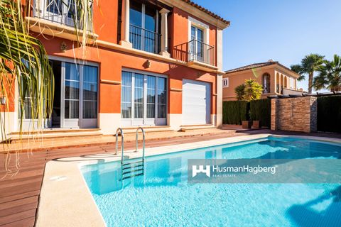Villa en Benidorm, Alicante, Benidorm - € 770.000 | Ref: 0117CD172 - photo 1