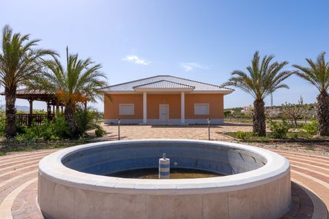 Villa i Pinoso, Alicante, Pinoso - € 650.000 | Ref: CF3326 - foto 1