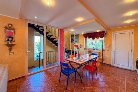 Villa i Casteldaccia, Palermo, Casteldaccia - € 350.000 | Ref: Casa Enza - Casteldaccia - foto 23