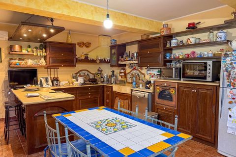 Villa i Casteldaccia, Palermo, Casteldaccia - € 350.000 | Ref: Casa Enza - Casteldaccia - foto 46