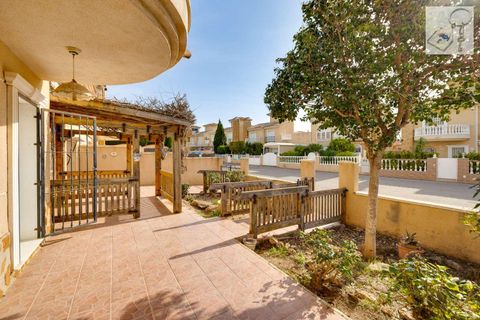 Villa a Torrevieja, Alicante, Torrevieja - € 289.000 | Ref: M-5538 - foto 6