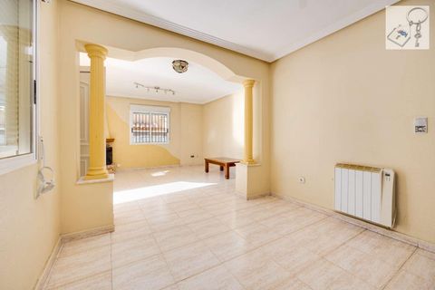 Villa a Torrevieja, Alicante, Torrevieja - € 289.000 | Ref: M-5538 - foto 20