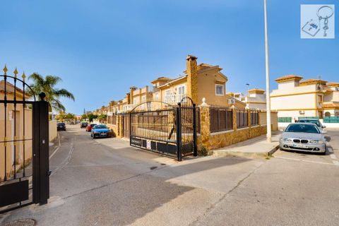 Villa a Torrevieja, Alicante, Torrevieja - € 289.000 | Ref: M-5538 - foto 47