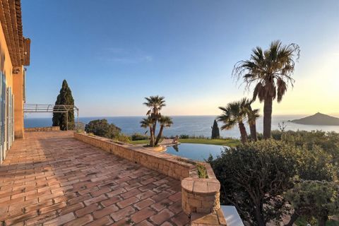 Villa i Saint-Raphael, Var, Saint-Raphael - € 3 600 000 | Ref: HH-16129276 - foto 12