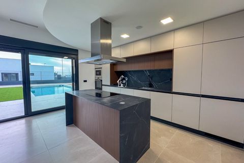 Villa i Rojales, Alicante, Rojales - € 550.000 | Ref: LUX0063-D - foto 11