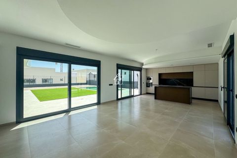 Villa i Algorfa, Alicante, Algorfa - € 675 000 | Ref: LUX0044 - foto 7