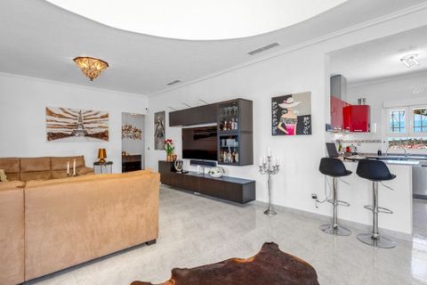 Villa a Ciudad Quesada, Alicante, Ciudad Quesada - € 599.000 | Ref: 200-4715 - foto 6