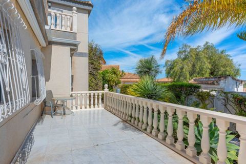 Villa a Ciudad Quesada, Alicante, Ciudad Quesada - € 599.000 | Ref: 200-4715 - foto 42