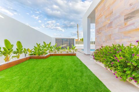 Villa i Torrevieja, Alicante, Torrevieja - € 700.000 | Ref: 32092 - foto 4