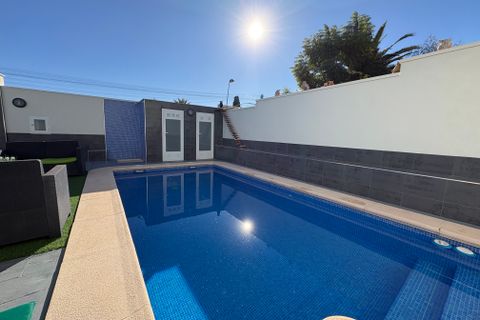 Villa en Torrevieja, Alicante, Torrevieja - € 550.000 | Ref: 31325 - photo 46