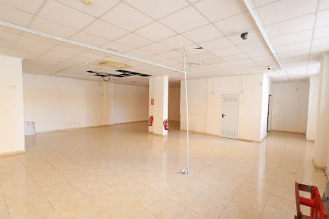 Propiedad comercial en Torrevieja, Alicante, Torrevieja - € 250.000 | Ref: 31214 - photo 4