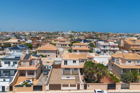 Villa en Torrevieja, Alicante, Torrevieja - € 549.000 | Ref: 31114 - photo 35