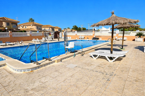 Bungalow en Torrevieja, Alicante, Torrevieja - € 132.000 | Ref: 31050 - photo 1