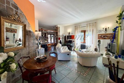 Villa a Rosignano Marittimo, Livorno, Rosignano Marittimo - € 1.047.000 | Ref: R427 - foto 12