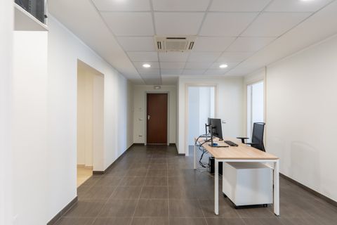 Erhvervsejendom i Lecce, Lecce, Lecce - € 450.000 | Ref: 450DEPIETRO - foto 5