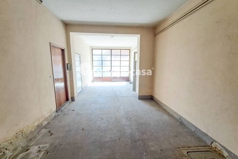 Villa a Magenta, Milan, Magenta - € 215.000 | Ref: Cortile indipendente con due appartamenti via Leopardi 37, Magenta - foto 5