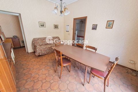 Villa a Magenta, Milan, Magenta - € 215.000 | Ref: Cortile indipendente con due appartamenti via Leopardi 37, Magenta - foto 10