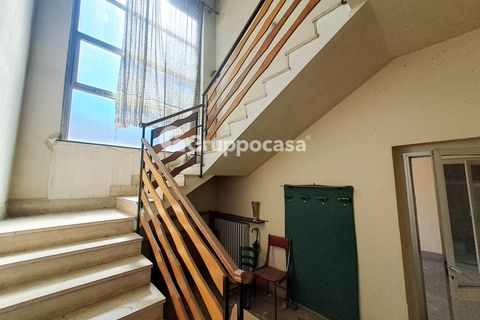 Villa a Magenta, Milan, Magenta - € 215.000 | Ref: Cortile indipendente con due appartamenti via Leopardi 37, Magenta - foto 29