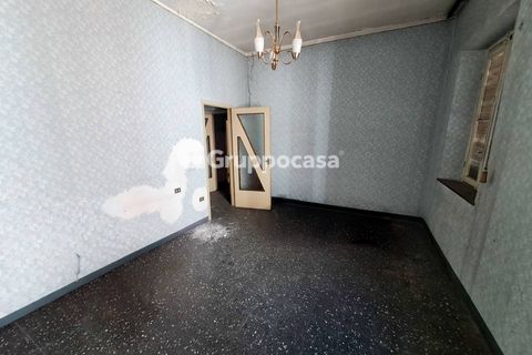 Villa a Magenta, Milan, Magenta - € 215.000 | Ref: Cortile indipendente con due appartamenti via Leopardi 37, Magenta - foto 32