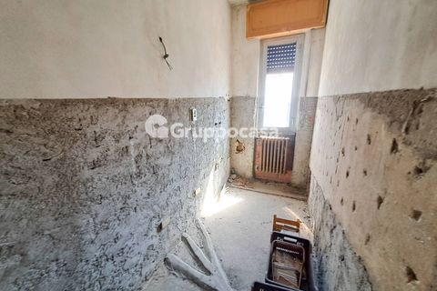Villa a Magenta, Milan, Magenta - € 215.000 | Ref: Cortile indipendente con due appartamenti via Leopardi 37, Magenta - foto 40