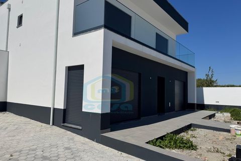 Villa i Santa Barbara, Lisbon, Santa Barbara - € 515.000 | Ref: CAS_246 - foto 1