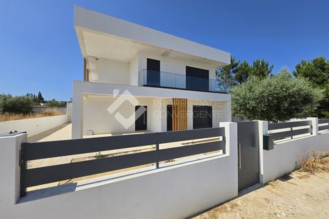 Villa i Setubal, Setubal, Setubal - € 840 000 | Ref: 393 - foto 2