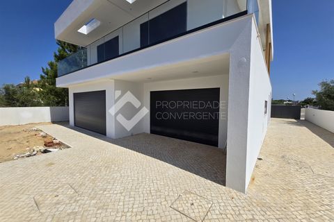Villa i Setubal, Setubal, Setubal - € 840 000 | Ref: 393 - foto 5