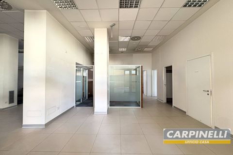 Erhvervsejendom i Desio, Monza and Brianza, Desio - € 400.000 | Ref: 215 - foto 4