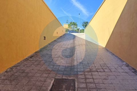 Parkeringsplads i Bari, Bari, Bari - € 18.000 | Ref: Complesso_Mediterraneo_Box_Auto - foto 3