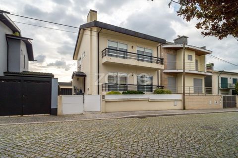 Villa a Vila Nova da Telha, Porto, Vila Nova da Telha - € 495.000 | Ref: ZMPT587326 - foto 10