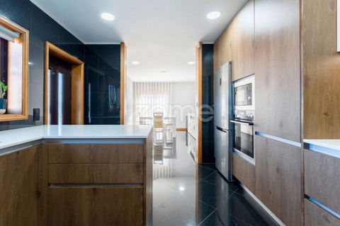 Villa i Trofa, Porto, Trofa - € 545.000 | Ref: ZMPT587461 - foto 19