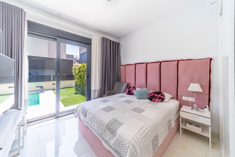 Villa en Cabo Roig, Alicante, Cabo Roig - € 759.000 | Ref: R-27814 - photo 10