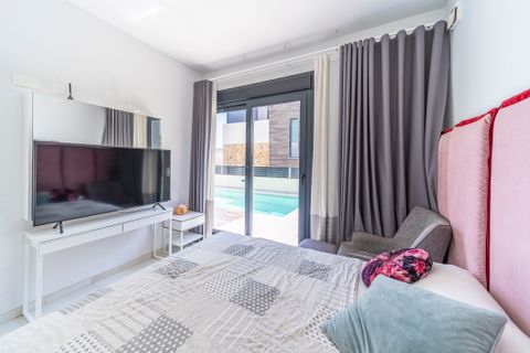 Villa en Cabo Roig, Alicante, Cabo Roig - € 759.000 | Ref: R-27814 - photo 12