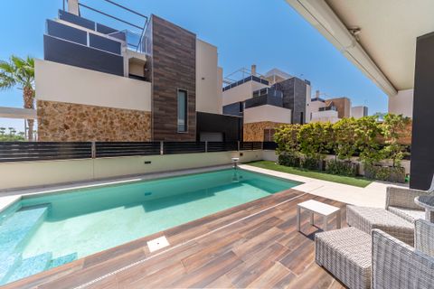 Villa en Cabo Roig, Alicante, Cabo Roig - € 759.000 | Ref: R-27814 - photo 31
