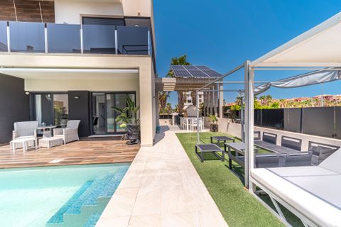 Villa en Cabo Roig, Alicante, Cabo Roig - € 759.000 | Ref: R-27814 - photo 34