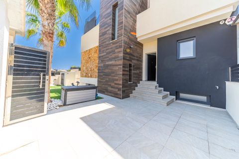 Villa en Cabo Roig, Alicante, Cabo Roig - € 759.000 | Ref: R-27814 - photo 39