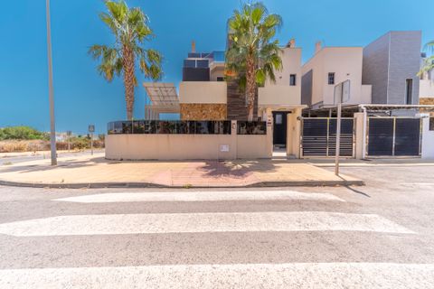 Villa en Cabo Roig, Alicante, Cabo Roig - € 759.000 | Ref: R-27814 - photo 42