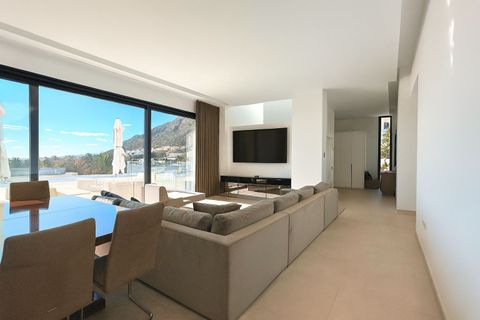 Villa i Finestrat, Alicante, Finestrat - € 2.300.000 | Ref: HO700111 - foto 4