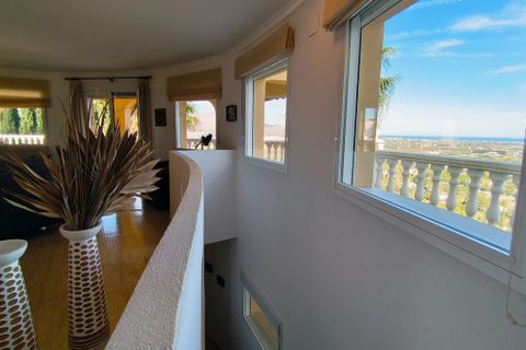 Villa a La Sella, Alicante, La Sella - € 675.000 | Ref: RU 0470 - foto 3