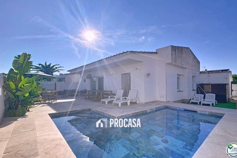 Villa i Empuriabrava, Gerona, Empuriabrava - € 385.000 | Ref: 4225 - foto 1