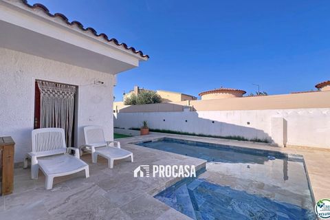 Villa i Empuriabrava, Gerona, Empuriabrava - € 385.000 | Ref: 4225 - foto 3